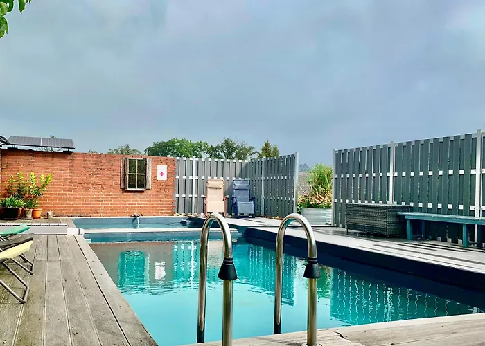 Bahnhof Wartehalle *